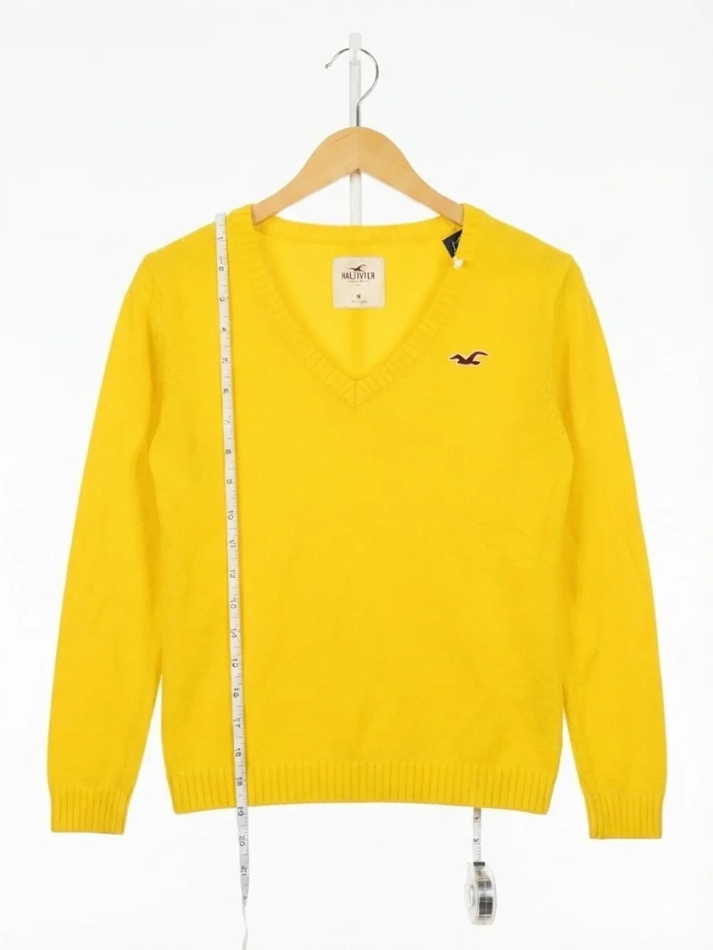 Hollister Women's Bright Yellow V-Neck Sweater